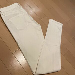 ユニクロ スキニーストレッチレギンスパンツ　　美品