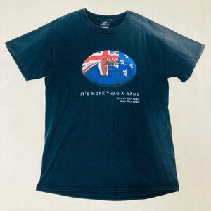 RUGBY CULTURE　NEW ZEALAND　IT'S MORE THAN A GAME　プリント Tシャツ　ブラック/黒　M