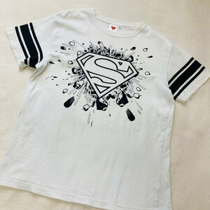 SUPERMAN スーパーマン　キャラクター プリント Tシャツ　ホワイト/白　M