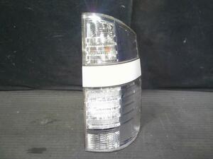  Voxy DBA-AZR60G right tail lamp K110-03A 81551-28460