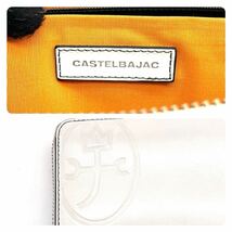 カステルバジャック【美品】CASTELBAJAC 長財布 ラウンドファスナー 家紋 ロゴ型押し オールレザー 本革 ロングウォレット ジッパー メンズ_画像6