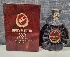 REMY MARTIN XO SPECIAL FINE CHAMPAGNE COGNAC レミーマルタン コニャック 700ml 40％