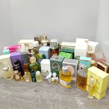 香水 ディオール フレグランス NINA RICCI　Dior　BVLGARI など おまとめ　32点　未開封_画像1