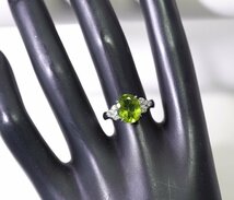 W-56☆K18WG ペリドット2.99ct/ダイヤモンド0.16ct リング 日本宝石科学協会ソーティング付き_画像9