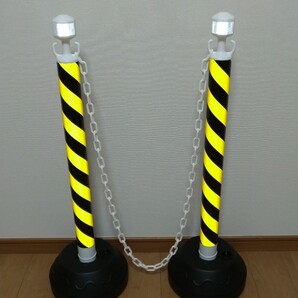 【送料無料】トラ反射シート貼り・チェーンポール・チェーン・セット☆ガレージ・地下・駐車場・ヤード・車庫・出入口・目印・路肩・注意