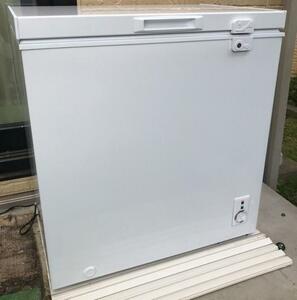 1 year guarantee 9234 freezer 142L on opening business use stocker makszen