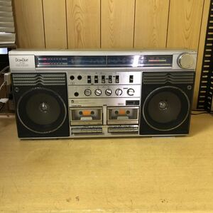 (Q)TOSHIBA Toshiba BOMBEAT RT-S83 radio-cassette present condition goods 