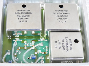 【ジャンク測定器】NDK(日本電波工業) 200.45MHz/50.45MHz/5.45MHz 発振器3個内蔵アルミユニット +12V 発振簡易確認済 現状渡しジャンク品