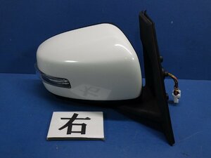  Dayz Highway Star right door mirror pearl W13 automatic turn signal camera attaching 11P driver`s seat side H29 year B21A