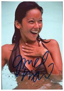 * UGG nes* Ram Agnes Lum 2L stamp autograph photograph COA simple certificate attaching 