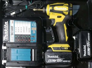  used 18V cordless impact driver Makita TD172DRGX color (6.0Ah)