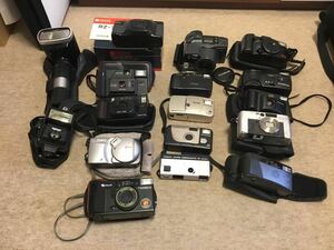 コンパクトフィルムカメラ Canon キャノン ,OLYMPUS オリンパス,FUJI フジ,minoltaミノルタ,kyoceraキョーセラ,アクセサリー等 ジャンク