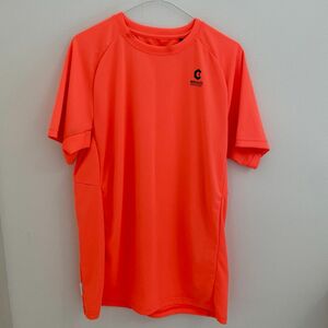 半袖Tシャツ スポーツウェア　蛍光朱色　XLサイズ　中古