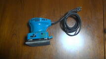 ※makita マキタ 防じんミニサンダ BO4552 1953936A 100V 160W 動作確認済みですがジャンク品で出品いたします。_画像3