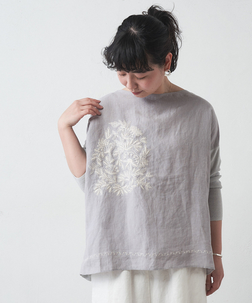 【BEARDSLEY（ビアズリー）・サークル刺繍ニット】BEZ1091405A0003／ライトグレー／Fサイズ／定価19,000円＋税／麻／リネン／フリンジ