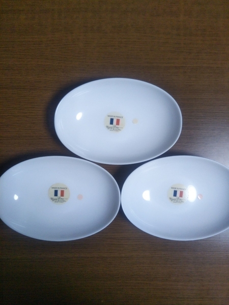 【送料無料】ヤマザキ春のパン祭り山崎春のパンまつり　2003年白いオーバルボウル3枚セット　白い皿　カレー皿　パスタ皿　アルコパル