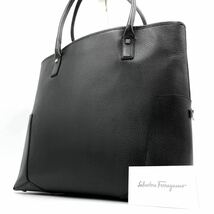 1円《 希少・極美品 》Salvatore Ferragamo サルヴァトーレフェラガモ ビジネス トートバッグ メンズ 肩掛け A4 PC◎ レザー 自立 ロゴ 黒_画像1