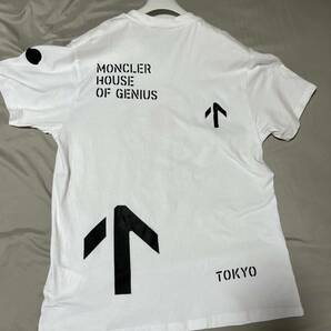 モンクレール ジーニス Tシャツ[半袖 正規品 黒ワッペン 白[ホワイト 日本サイズ L-LL ハンガー付き 送料は無料ですの画像2