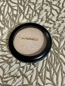 大人気ＭＡＣ　フェイスパウダー