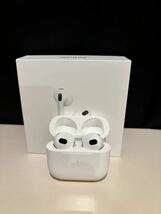 AirPods 第３世代　MME73J/A 美品　1円スタート売り切り_画像2