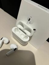 AirPods 第３世代　MME73J/A 美品　1円スタート売り切り_画像3