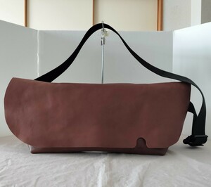 Uni&co. Uni and ko- regular price 4 ten thousand 3340 jpy MESSENGER BAG (L) leather messenger bag L size Uni &ko- shoulder bag 