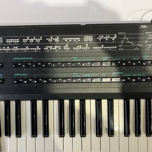 夏玄201 ジャンク品 YAMAHA ヤマハ シンセサイザー DX7 Ⅱ-D デジタルprogrammable Algorithm Synthesizer 名機 鍵盤楽器 音楽機材 現状品の画像3