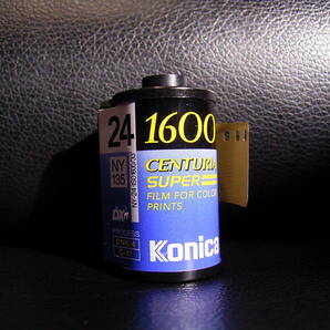 コニカカラー KONICA CENTURIA SUPER 1600 24枚撮り 未使用 期限切れの画像1