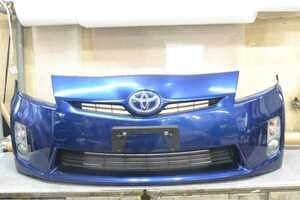 Prius 前期(ZVW30 ZVW35) Genuine フロントBumper Foglampincluded 8T5 52119-47080 / 52119-47080-J0 k082724