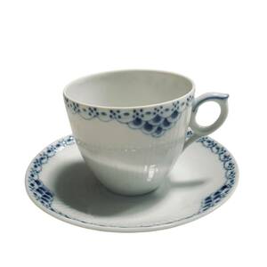 ◆中古品◆ Royal Copenhagen ロイヤルコペンハーゲン プリンセスブルー カップ 072 ＆ ソーサー 073 食器 インテリア kyP8531N