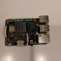 Tinker board S ティンカーボードS batocera SDカード付 24bit/192kHzサポート　中古美品　ACアダプター付き　エミュレーター_画像2