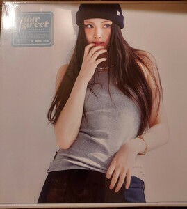 新品未開封 NewJeans How Sweet HYEIN ver. CD HYEIN ヘイン New Jeans トレカ フォトカード フォトブック