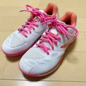 YONEX ヨネックス バドミントンシューズ　COMFORT3 23.5cm