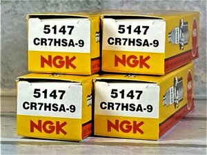 ＮＧＫ　ＣＲ７ＨＳＡー９　４本セット　ホンダ　トゥデイ　ＡＦ６１　０４ー　適合　新品！