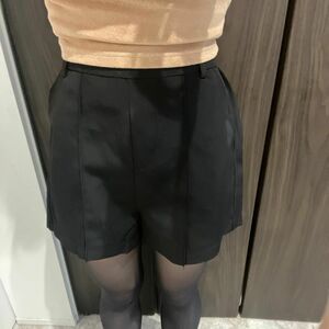 ショートパンツ