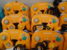 12■/Zこ7849　任天堂 ゲームキューブ GAMECUBE コントローラー ホワイト、エメラルドグリーン、オレンジ 未検品 ジャンク 30個 保証無_画像4