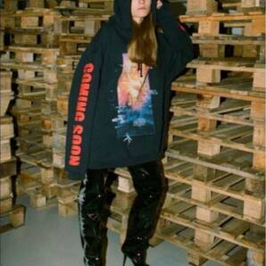 最安値 VETEMENTS STAR WARS パーカー フーディ肉厚　美品パーカー 