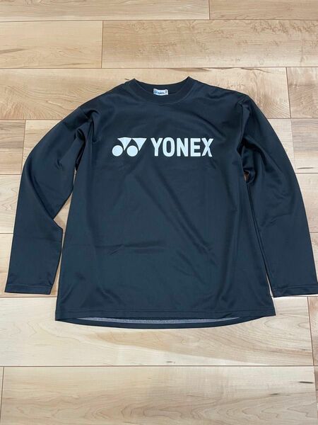 YONEX ロングTシャツ