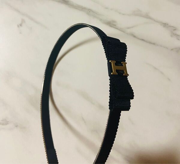 Hマーク リボン カチューシャ