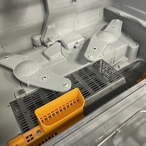 Panasonic パナソニック 食器洗い乾燥機 6人用 食器点数45点 エコナビ搭載 NP-TR9 動作確認済【NK5946】の画像9