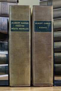 r0502-30.Albert Camus 2 pcs. / play yard . paper / France literature / foreign book /nrf/aru veil * Camus / novel /. author / play / essay 