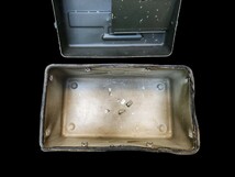 実物 60～70年代 米軍 アルミボックス ベトナム戦争 米軍放出品 アメリカ軍 キャンプサバゲー 道具箱 ツールボックス 工具箱 ヴィンテージ_画像7