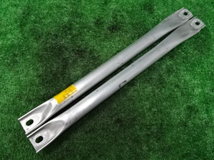 ☆インボイス対応 BMW F10 523i 5シリーズ・F10 2011・タワーバー(2)・左右セット・リアクロスストラット・7180315 7180316