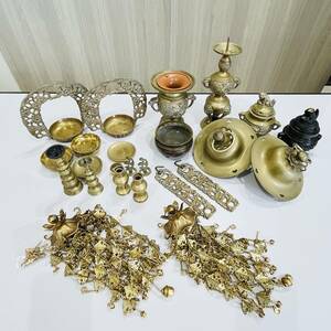 NA6338 Buddhist altar fittings summarize brass contains gross weight 5.3kg.. wheel light low sok establish lion censer flower establish family Buddhist altar Buddhist altar fittings . three . memorial service inspection K