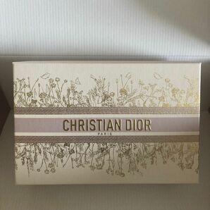 Dior★ ディオール ギフトボックス★マザーズデイ限定柄