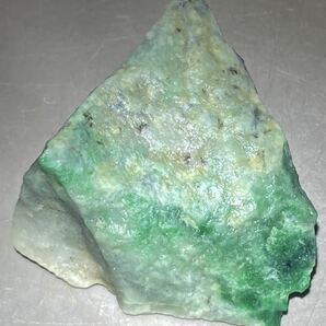 ミャンマー産天然モーシッシ コスモクロア 翡翠輝石 原石46g激レア石^ ^の画像9
