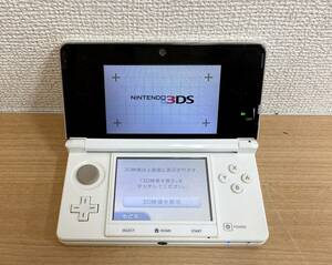 ☆【任天堂◆ニンテンドー 3DS CTR-001】携帯型ゲーム機 /パールホワイト /3D映像 3Dスクリーン /★初期化済み /A65-202