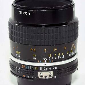 Ai -S Micro Nikkor 55mm F2.8S マニアルフォーカス 一眼レフカメラ用交換レンズ 明るい接写レンズ デジカメ使用でフルサイズの高級レンズの画像2