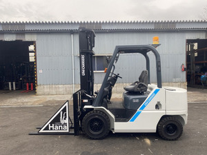 11614.UNICARRIERS/2.5t/軽油/サイドシフト/中古forklift/最大揚高4000mm/株式会社ハナインターナショナル