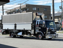 画像の続きは「車両情報」からチェック